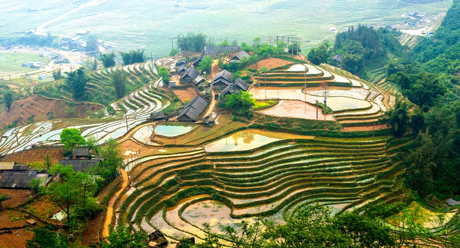 Jour 1: Hanoi - Nghia Lo (L, D)